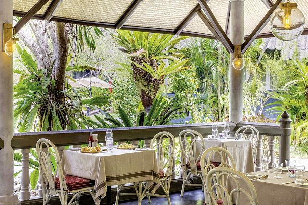 Let's Hyde Resort & Villas