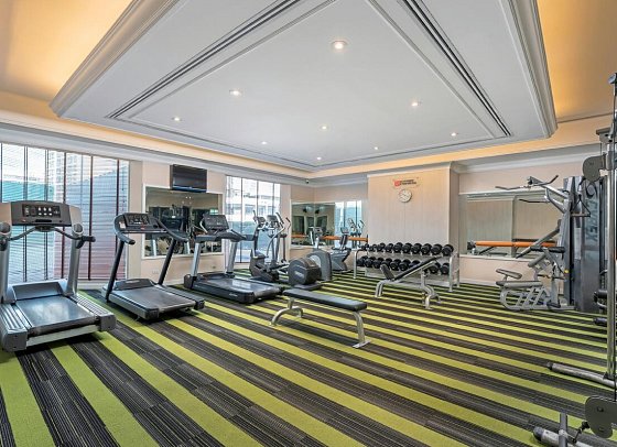 Holiday Inn Bangkok Silom