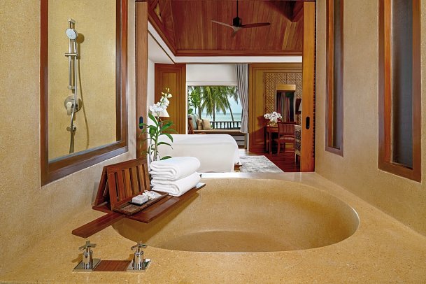 Anantara Hua Hin Resort - Badbeispiel Club Anantara Sea View Suite (Zimmercodierung WLM)