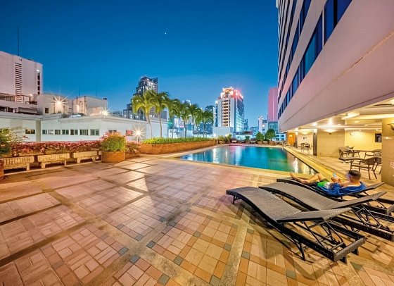 Royal Benja Hotel