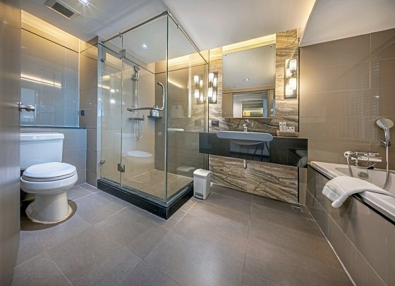 Royal Benja Hotel - Badbeispiel Grand Deluxe (Zimmercodierung UD3)
