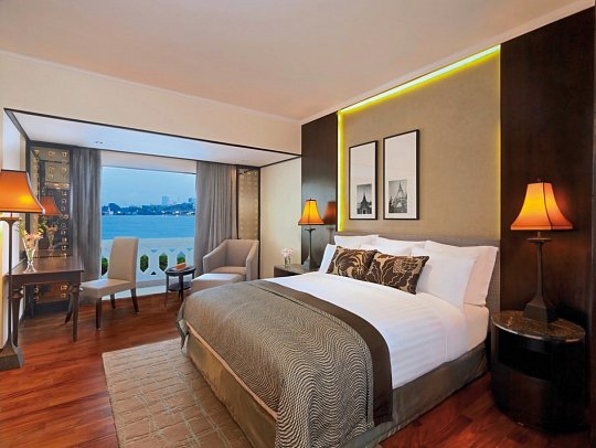 Anantara Riverside Bangkok Resort - Wohnbeispiel Deluxe River Front (Zimmercodierung UD4)