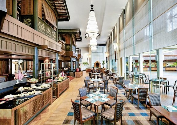Anantara Riverside Bangkok Resort - The Market Restaurant