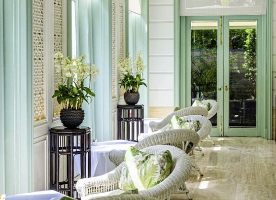 Mandarin Oriental Bangkok - The Authors Lounge