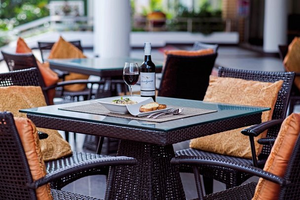 Golden Beach Cha Am Hotel