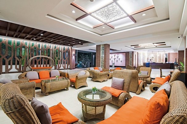 Golden Beach Cha Am Hotel