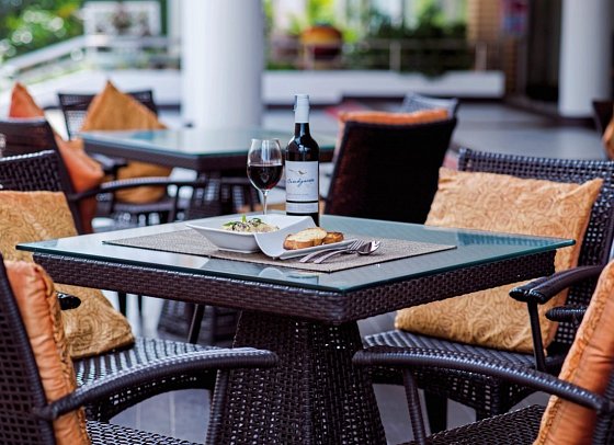 Golden Beach Cha Am Hotel