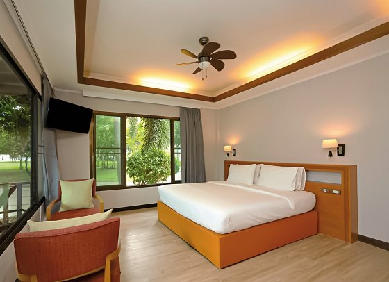 Pinnacle Grand Jomtien Resort & Beach Club - Wohnbeispiel Pool Access Villa (Zimmercodierung VBQ)