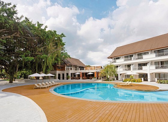 Pinnacle Grand Jomtien Resort & Beach Club