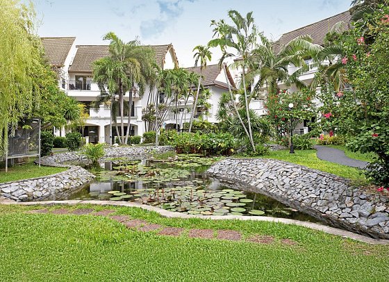 Pinnacle Grand Jomtien Resort & Beach Club