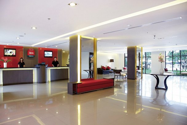 Ibis Bangkok Riverside