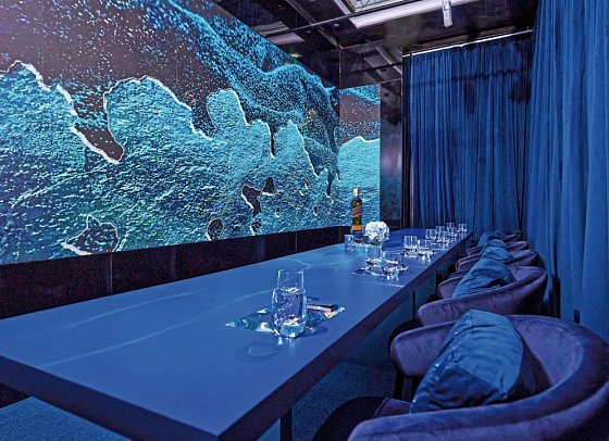 Park Hyatt Bangkok - Depth of Blue