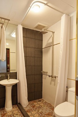 W22 by Burasari - Badbeispiel Standard (Zimmercodierung UG1)