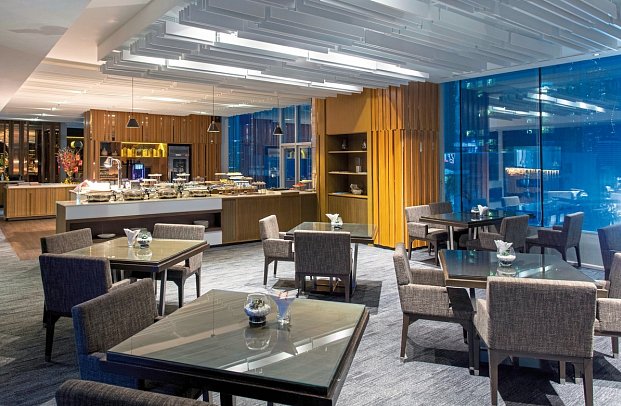 Amari Bangkok - Club Siraa