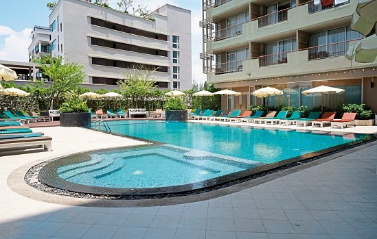 Long Beach Cha Am Resort