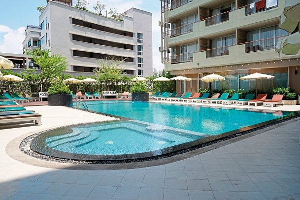 Long Beach Cha Am Resort