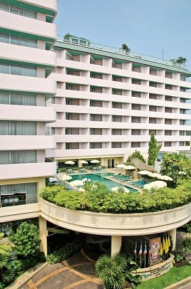 Long Beach Cha Am Resort