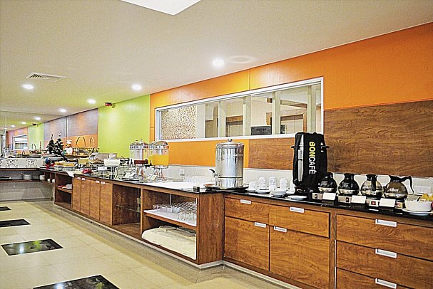 Long Beach Cha Am Resort