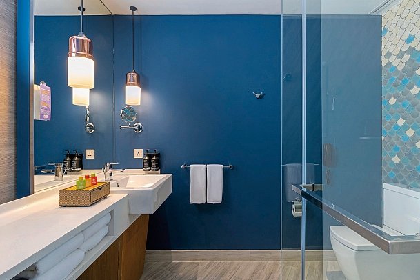 Holiday Inn Resort Vana Nava Hua Hin - Badbeispiel Premium Family Ocean View (Zimmercodierung FBO)