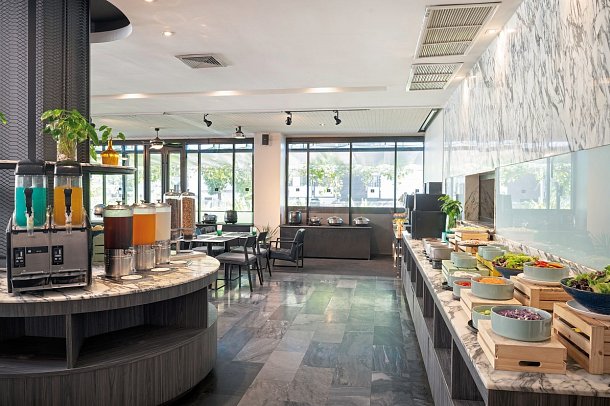 Cross Vibe Bangkok Sukhumvit