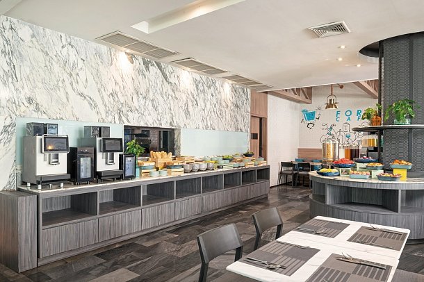 Cross Vibe Bangkok Sukhumvit