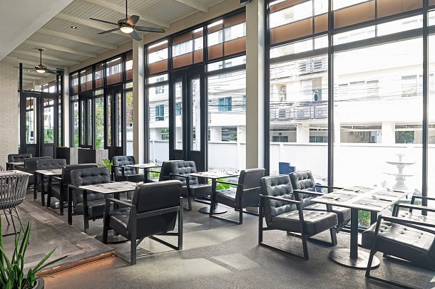 Cross Vibe Bangkok Sukhumvit