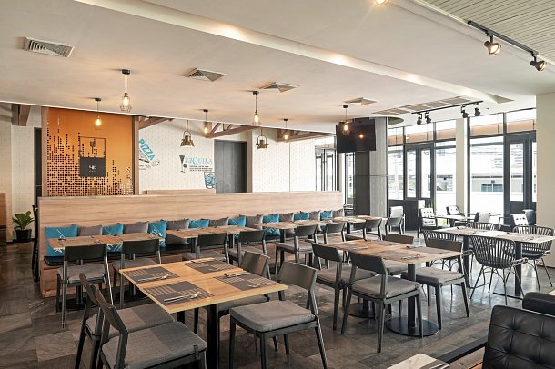 Cross Vibe Bangkok Sukhumvit