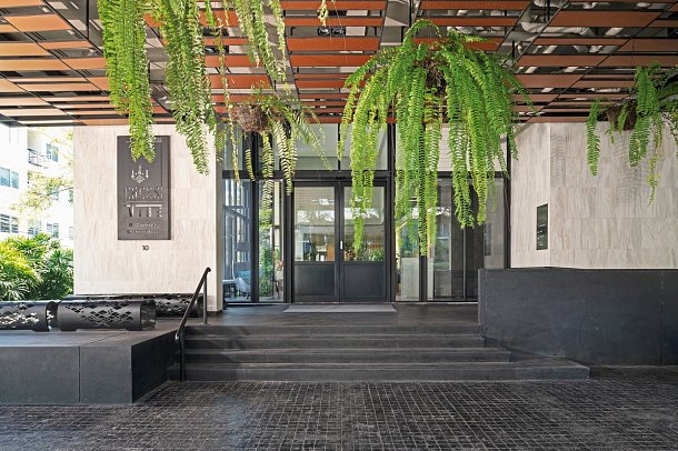 Cross Vibe Bangkok Sukhumvit