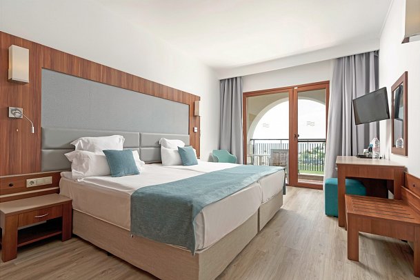 Alua Helios Bay - Wohnbeispiel Doppelzimmer Meerblick (Zimmercodierungen DBM & DCM)