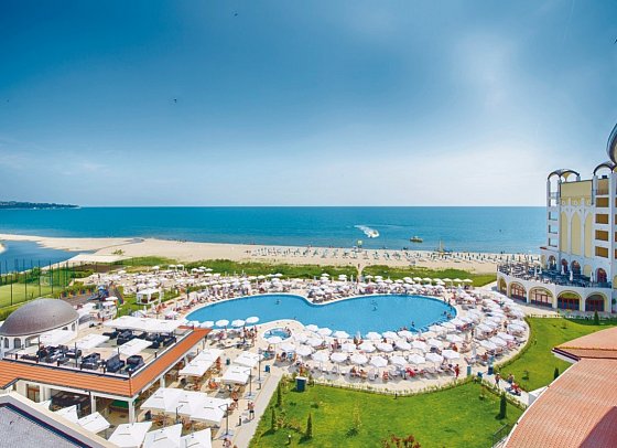 Alua Helios Bay
