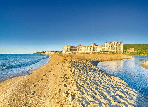 Alua Helios Bay