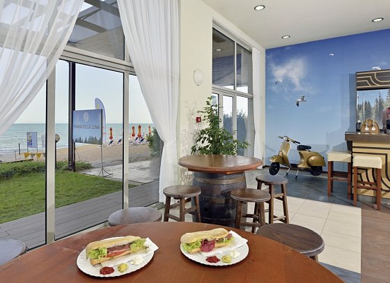 Sol Luna Bay Resort