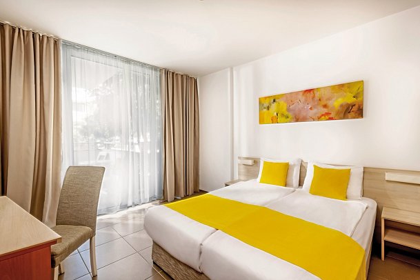 AluaSun Helios Beach