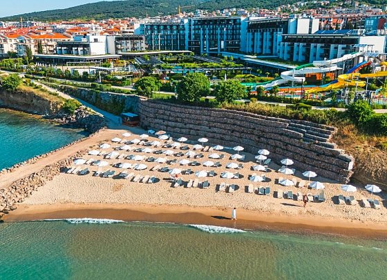 Voya Beach Resort