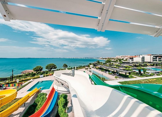 Voya Beach Resort