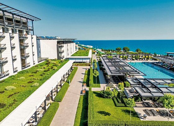 Voya Beach Resort