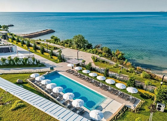 Voya Beach Resort