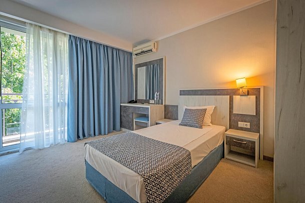DIT Evrika Beach Club Hotel - Wohnbeispiel Einzelzimmer (Zimmercodierung EB1)