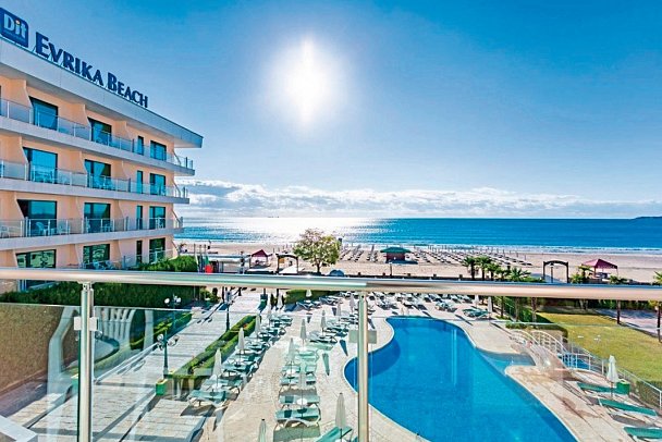 DIT Evrika Beach Club Hotel