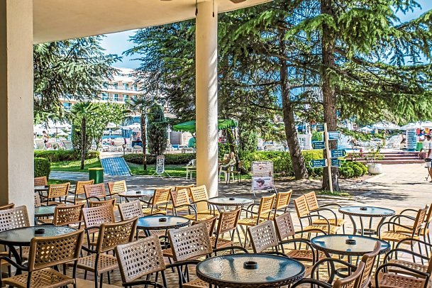 DIT Evrika Beach Club Hotel