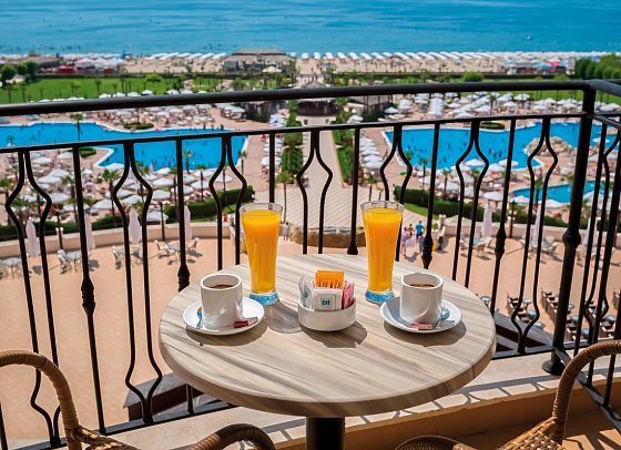 DIT Majestic Beach Resort - Wohnbeispiel Doppelzimmer Meerblick (Zimmercodierungen DBM, DCM & DQM)