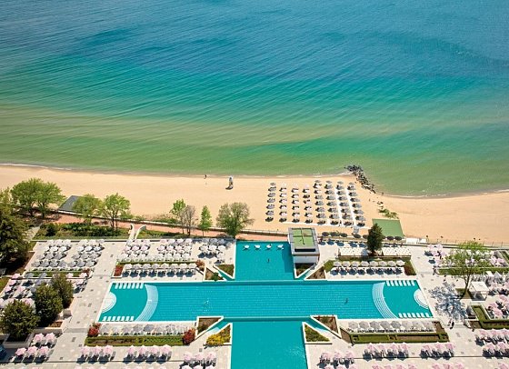 Secrets Sunny Beach Resort & Spa
