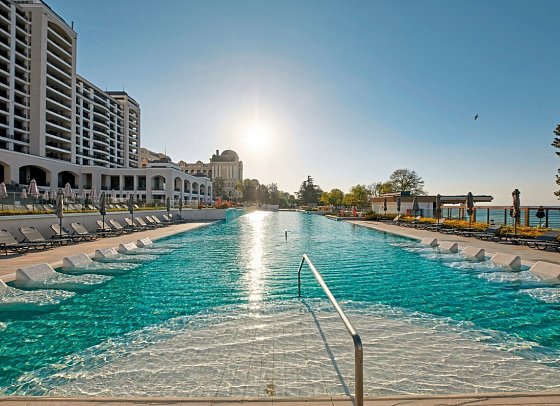 Secrets Sunny Beach Resort & Spa