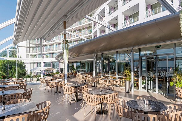 Sentido Neptun Beach