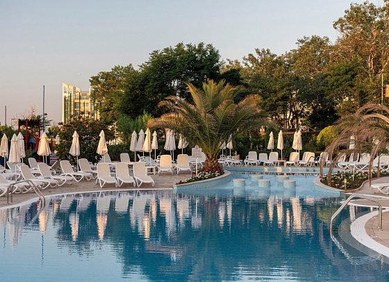 Sentido Neptun Beach