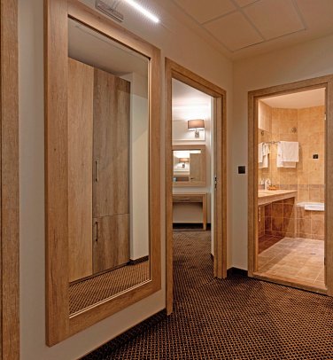 Tiara Beach - Wohnbeispiel Juniorsuite (Zimmercodierungen JBL & JBM)