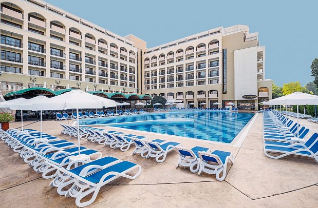 Sol Nessebar Resort