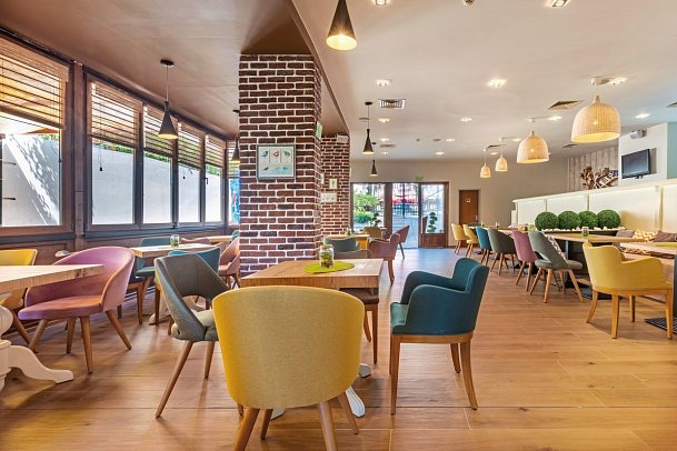 Marina Palace affiliated by Melia