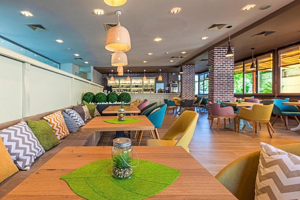 Marina Palace affiliated by Melia