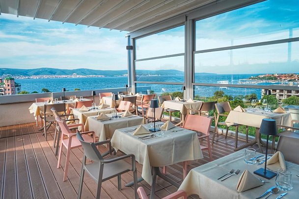 Marina Palace affiliated by Melia